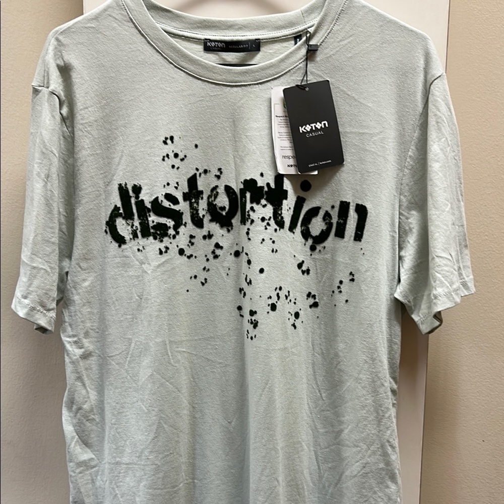 Koton Distortion Graphic T-Shirt - Green large